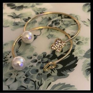 NEW Women’s gold colour bangles (2) *